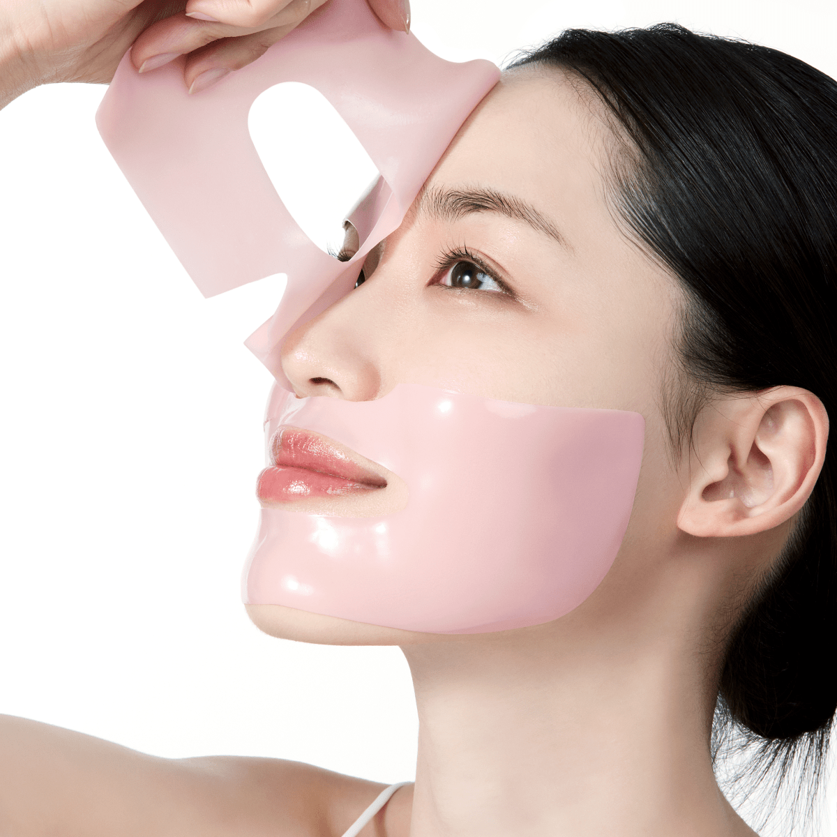 Tranexamic Acid: The Brightening Power Ingredient Your Skin Needs