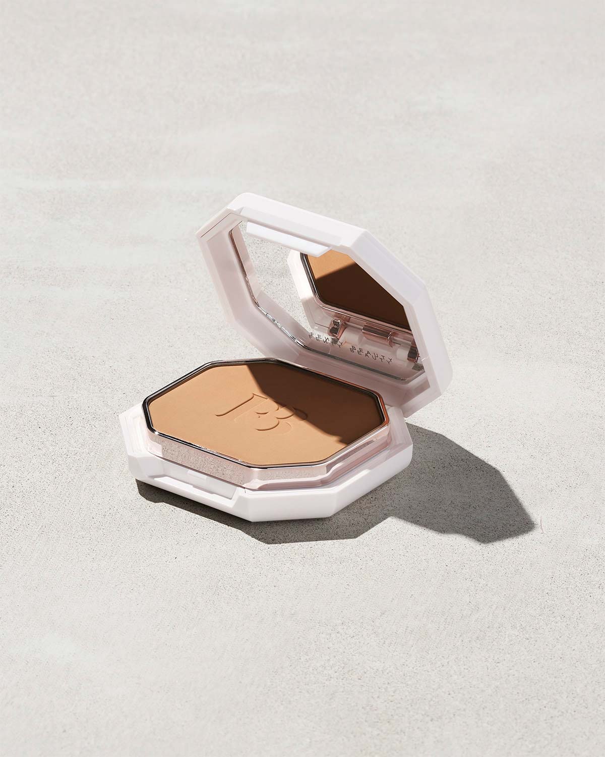 Pro Filt'r Soft Matte Powder Foundation — #270