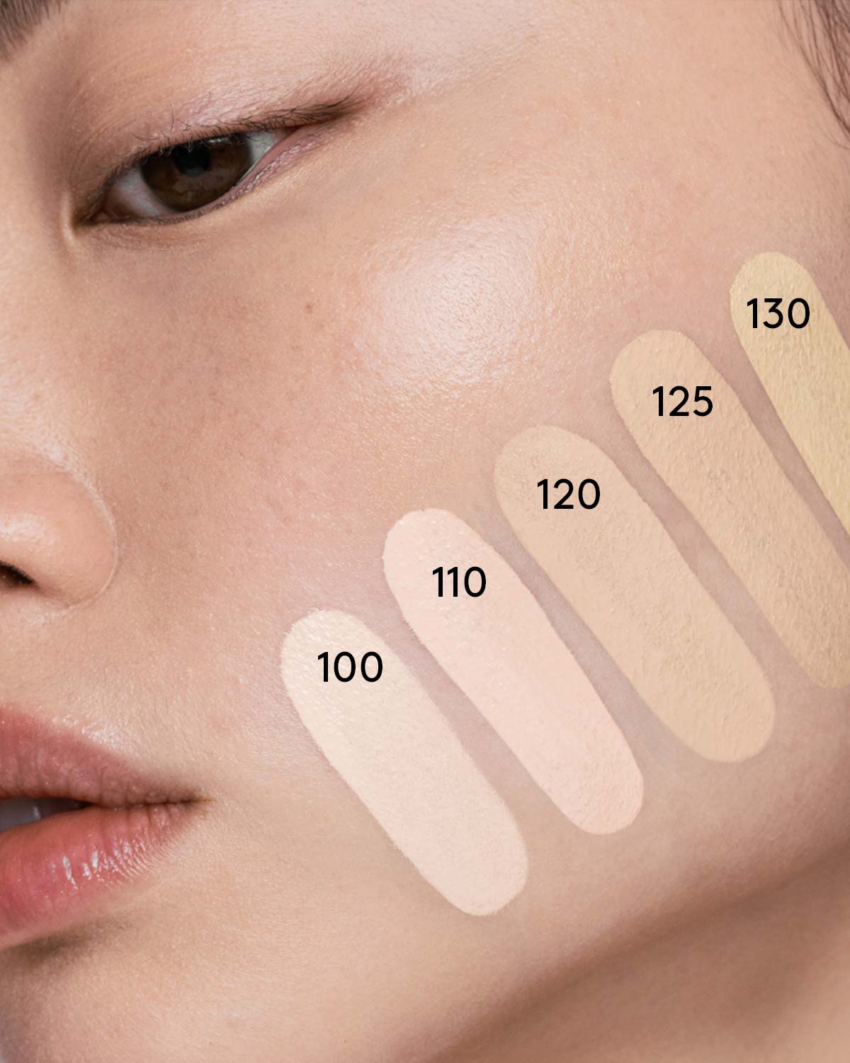 Soft'lit Naturally Luminous Longwear Foundation — 125