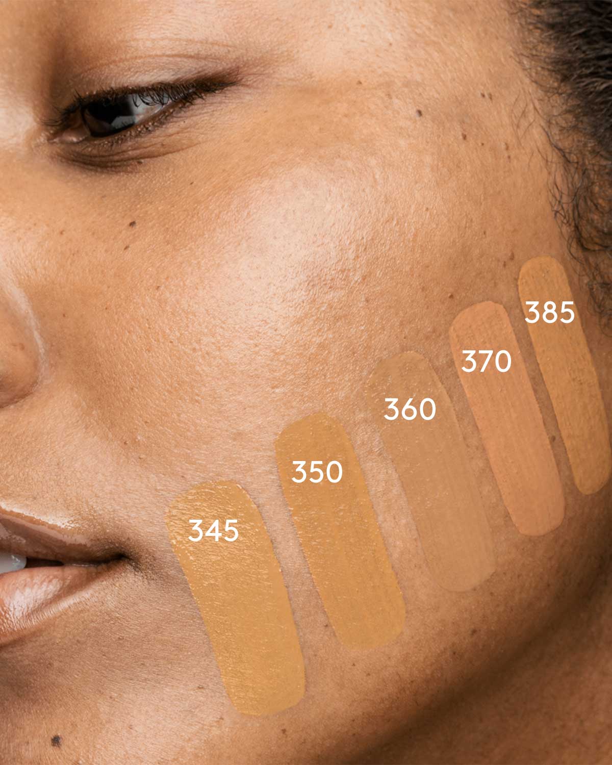 Soft'lit Naturally Luminous Longwear Foundation — 390