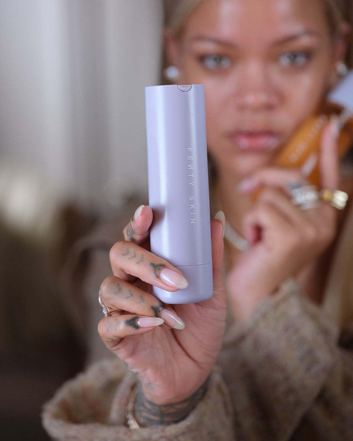 Hydra Vizor Invisible Moisturizer Broad Spectrum SPF 30 Sunscreen with Niacinamide + Kalahari Melon